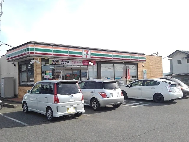 セブンイレブン箕郷上芝店まで600m