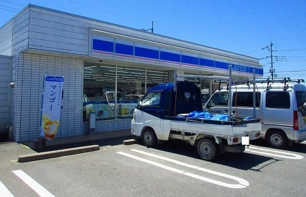 ローソンまで640m