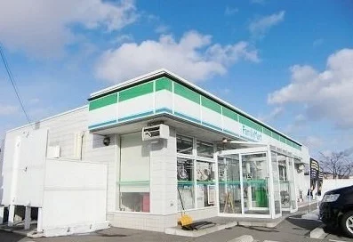 ファミリーマート小田一丁目店まで1000m