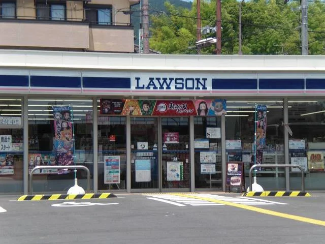 ローソン　大津坂本七丁目店まで750m