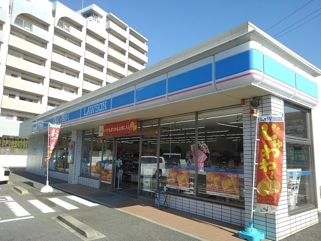 ローソン 東福間駅前店まで500m