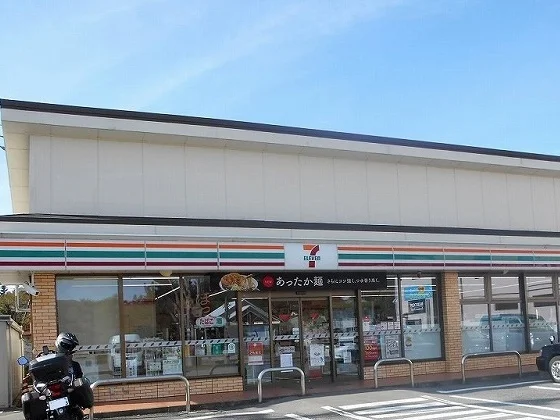 セブンイレブン軽井沢借宿店まで800m
