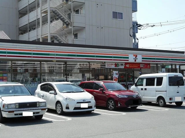 セブンイレブン田崎市場店まで630m
