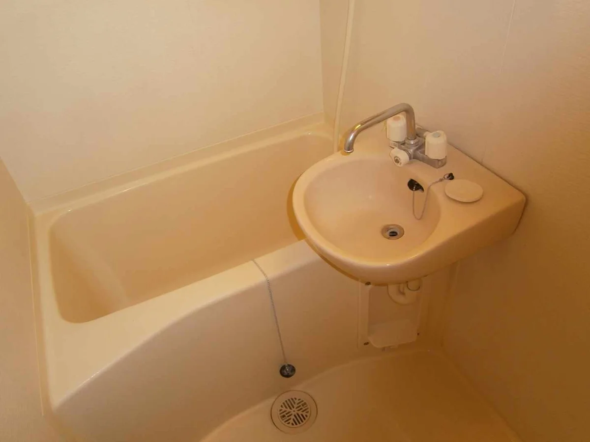 同タイプの部屋の写真になります。