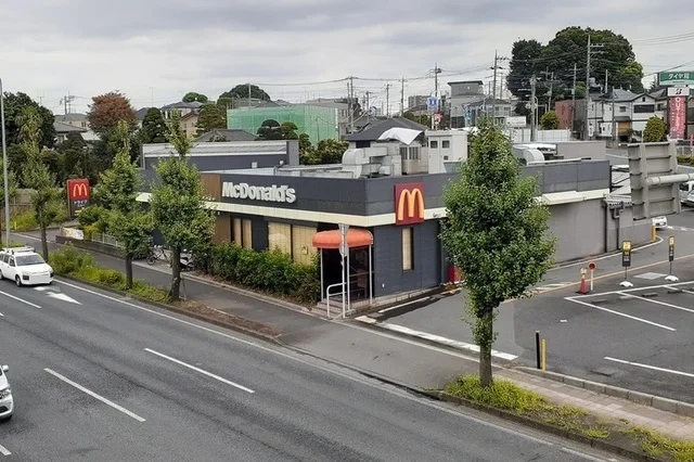 マクドナルド大宮バイパス宮原店まで500m
