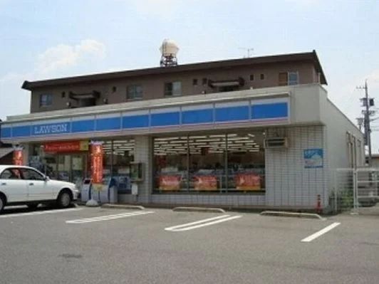 ローソン 岡崎六名本町店まで300m