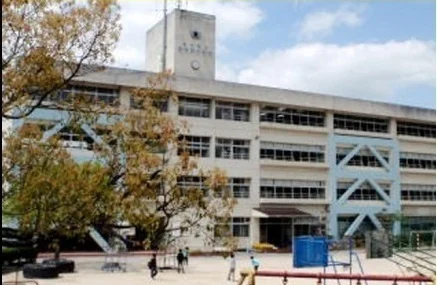 府中東小学校まで900m