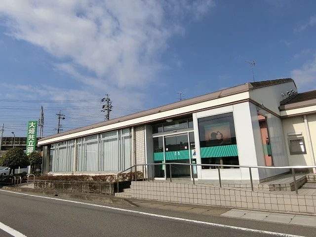 大垣共立銀行 安八支店まで700m