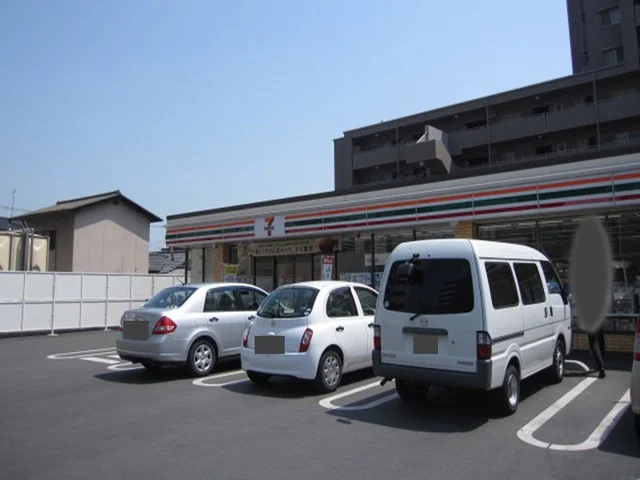 セブンイレブン倉敷老松3丁目店まで150m