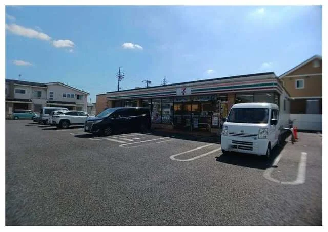 セブンイレブン春日井出川4丁目まで208m
