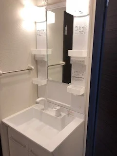独立洗面台