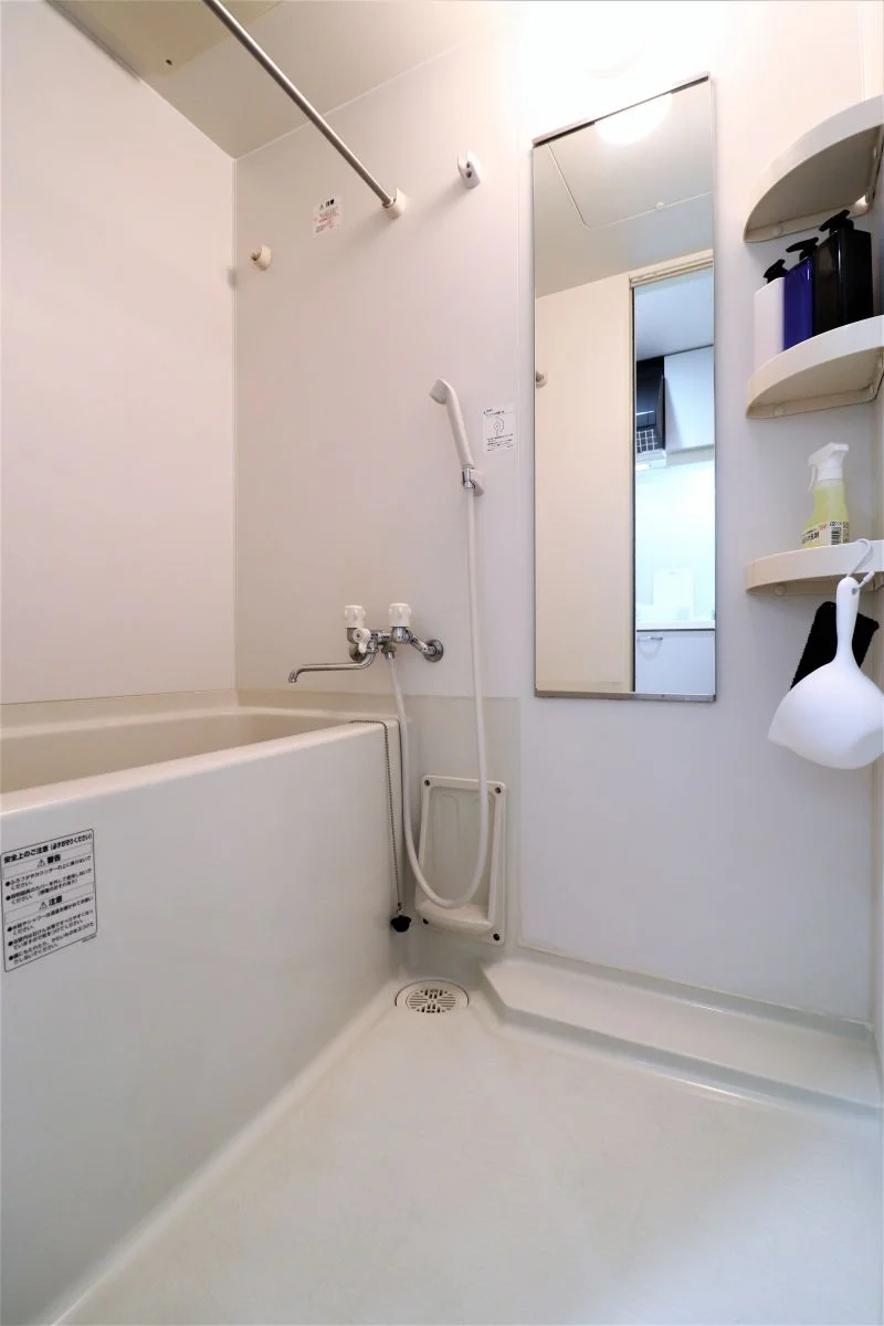 バストイレ別!シャンプーやボディーソープをご用意させていただいてるので入居してすぐ湯舟に浸かって疲れを癒すことが可能です♪
