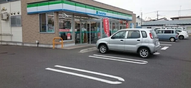 ファミリーマート八戸第二魚市場まで490m