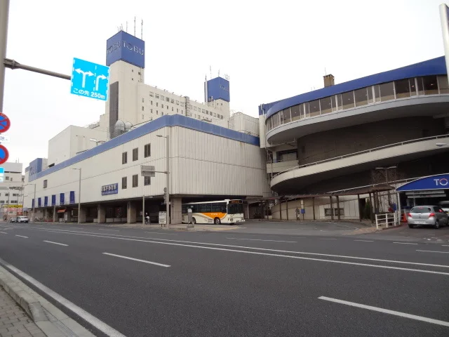 東武宇都宮駅まで800m
