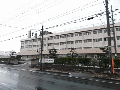 小新中学校まで500m