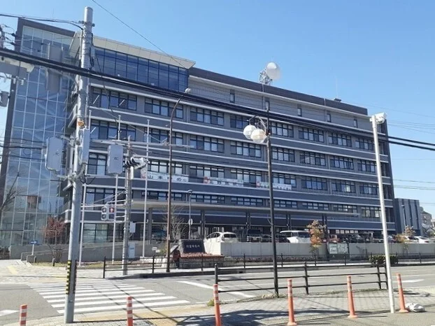 弥富市役所まで700m