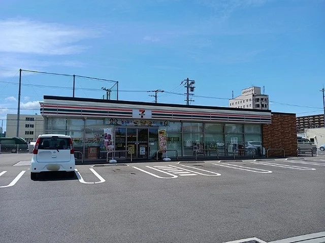 セブンイレブン高松林町店さんまで700m
