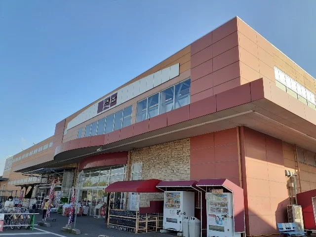 山新　結城店まで400m