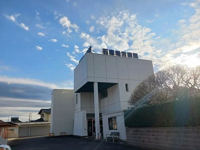 石塚地方病院まで1300m