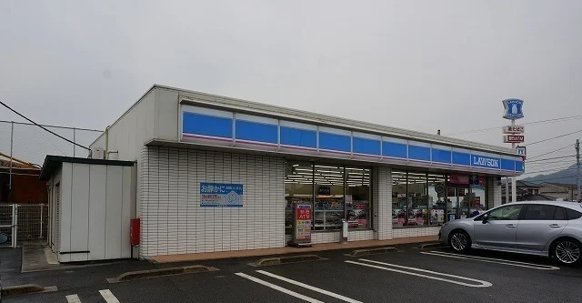 ローソン様まで1500m
