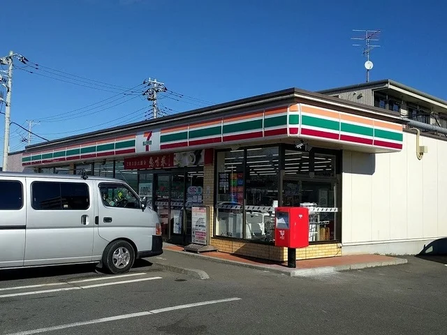 セブンイレブンまで450m