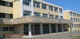 望洋台小学校まで300m