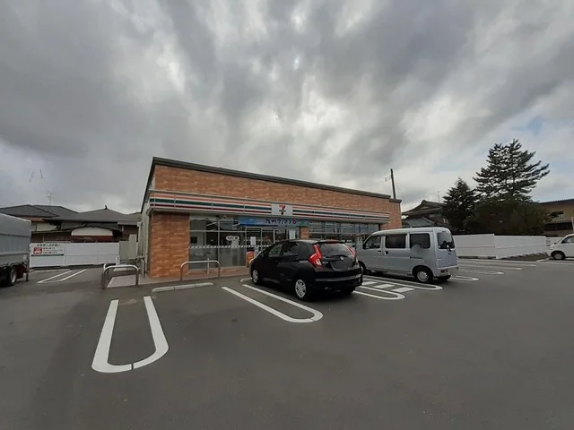 セブンイレブン新潟和泉店まで147m