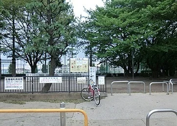 北朝霞公園まで1200m
