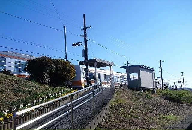 御殿場線・相模金子駅まで1100m