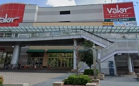 バロー刈谷店まで2200m