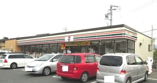セブンイレブン笛吹高校前店まで200m