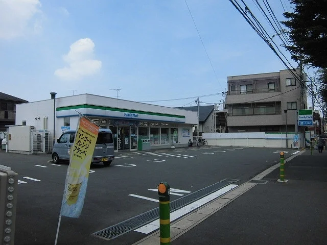 FamilyMartまで72m