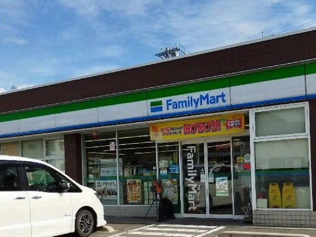 ファミリーマート上田住吉店まで500m