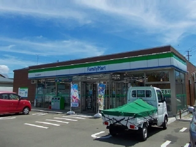 ファミリーマート土崎相染町店まで700m