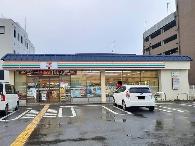 セブンイレブン京都久世殿城町店まで100m