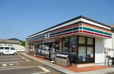 セブンイレブン北入蔵１丁目店まで1400m