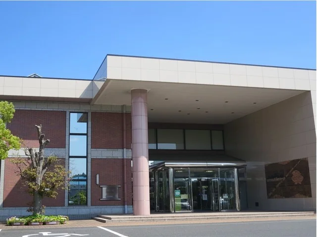 里庄町立図書館まで550m