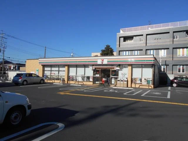 セブンイレブン伊奈栄店まで360m