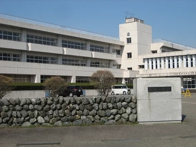 村松小学校まで950m