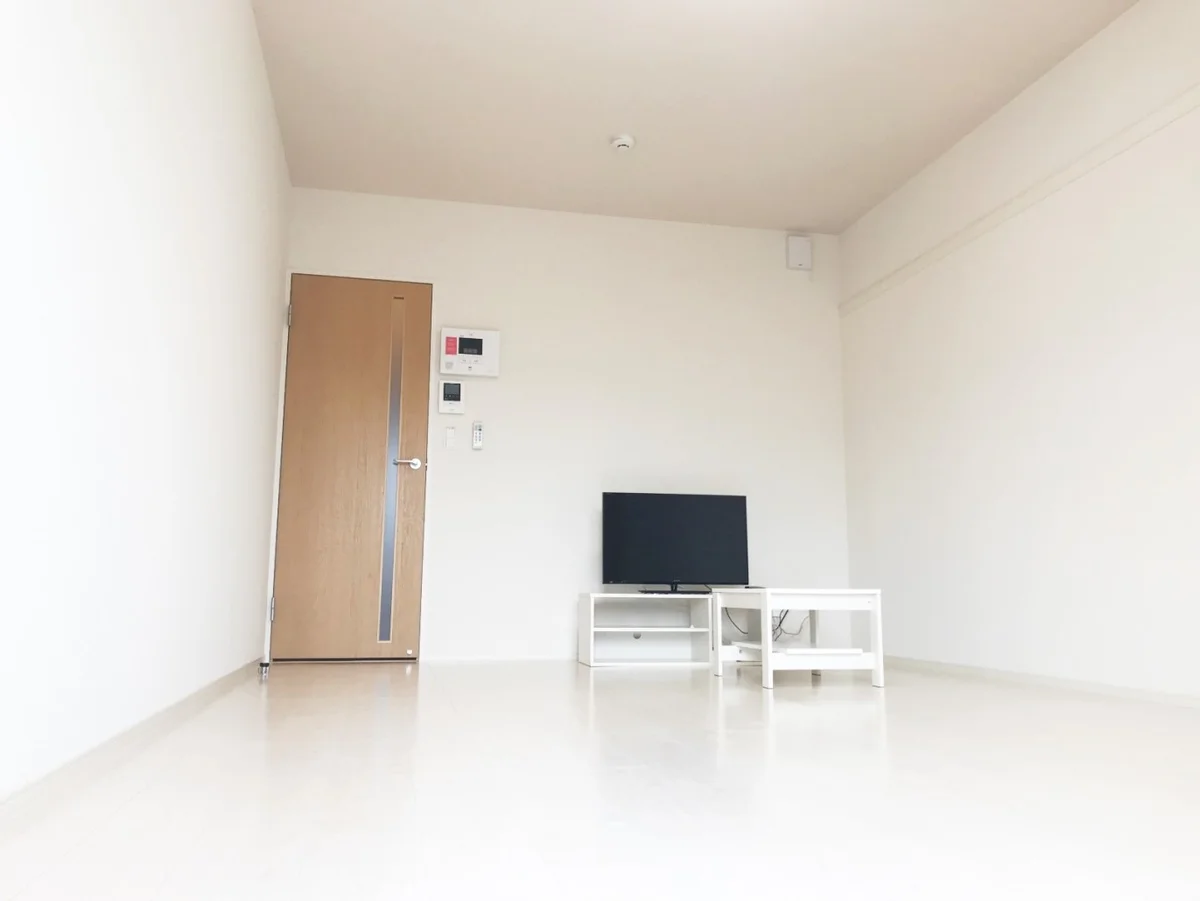 居室9.8畳。高遮音界壁、防音パイプなど音にも配慮してます