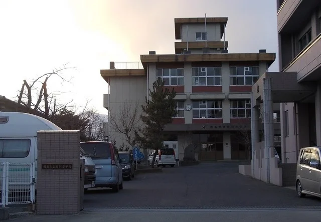 福島市立鳥川小学校まで850m