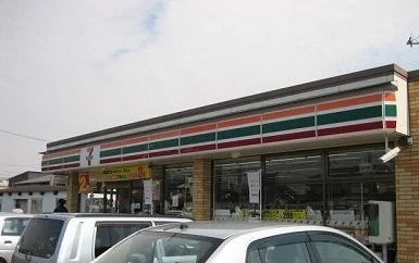 セブンイレブン新津東町店まで280m