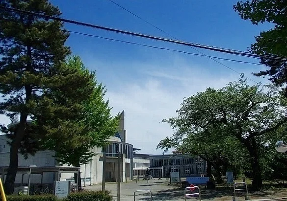 秋田公立美術大学まで600m