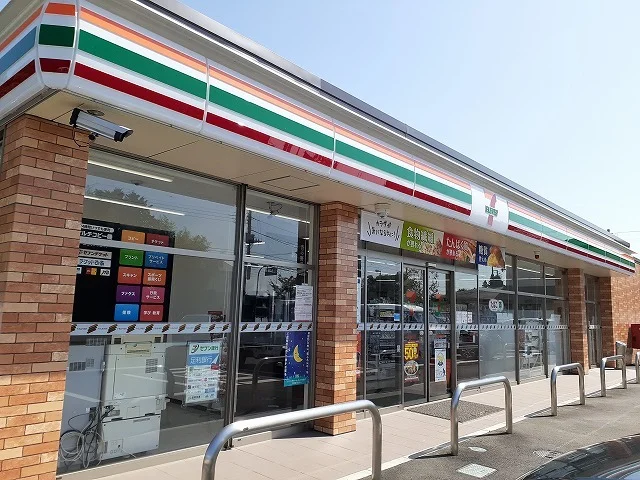 セブンイレブン西那須野西小前店まで450m