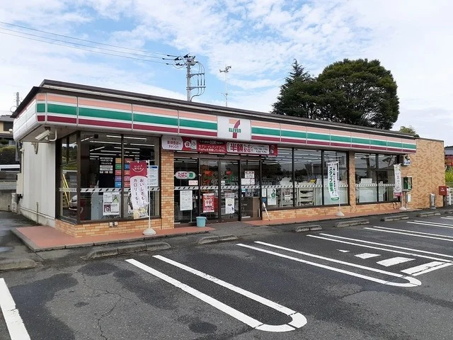 セブンイレブン安良川店まで450m