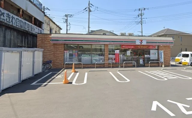 セブンイレブン与野鈴谷3丁目店まで750m