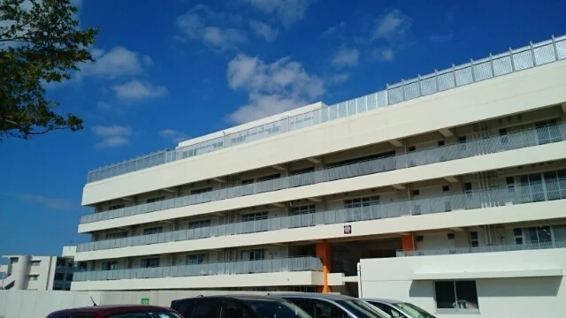上間小学校まで300m