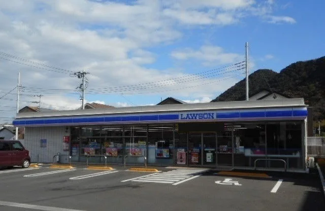 ローソン 沼津下香貫南店まで750m