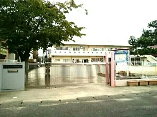 レイモンド小牧保育園まで700m