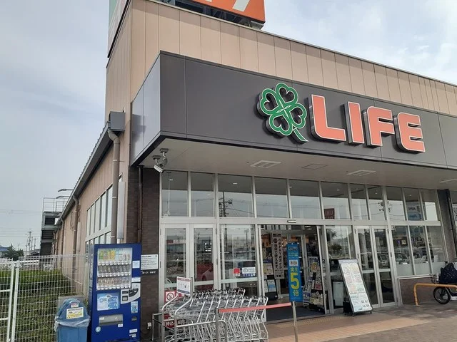 ライフ 羽曳野西浦店様まで656m